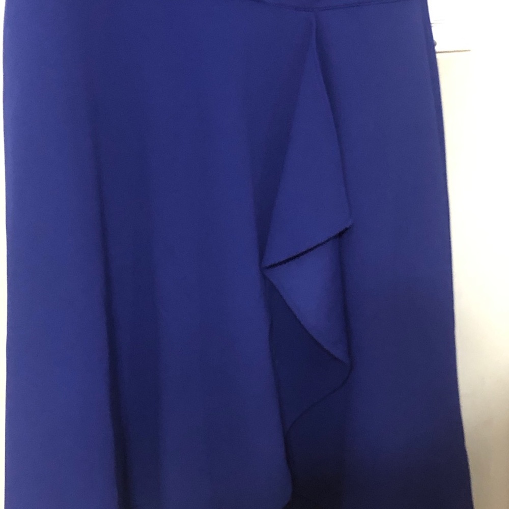 DKNY dress with beautiful hem detailing - Picture 5 of 5
